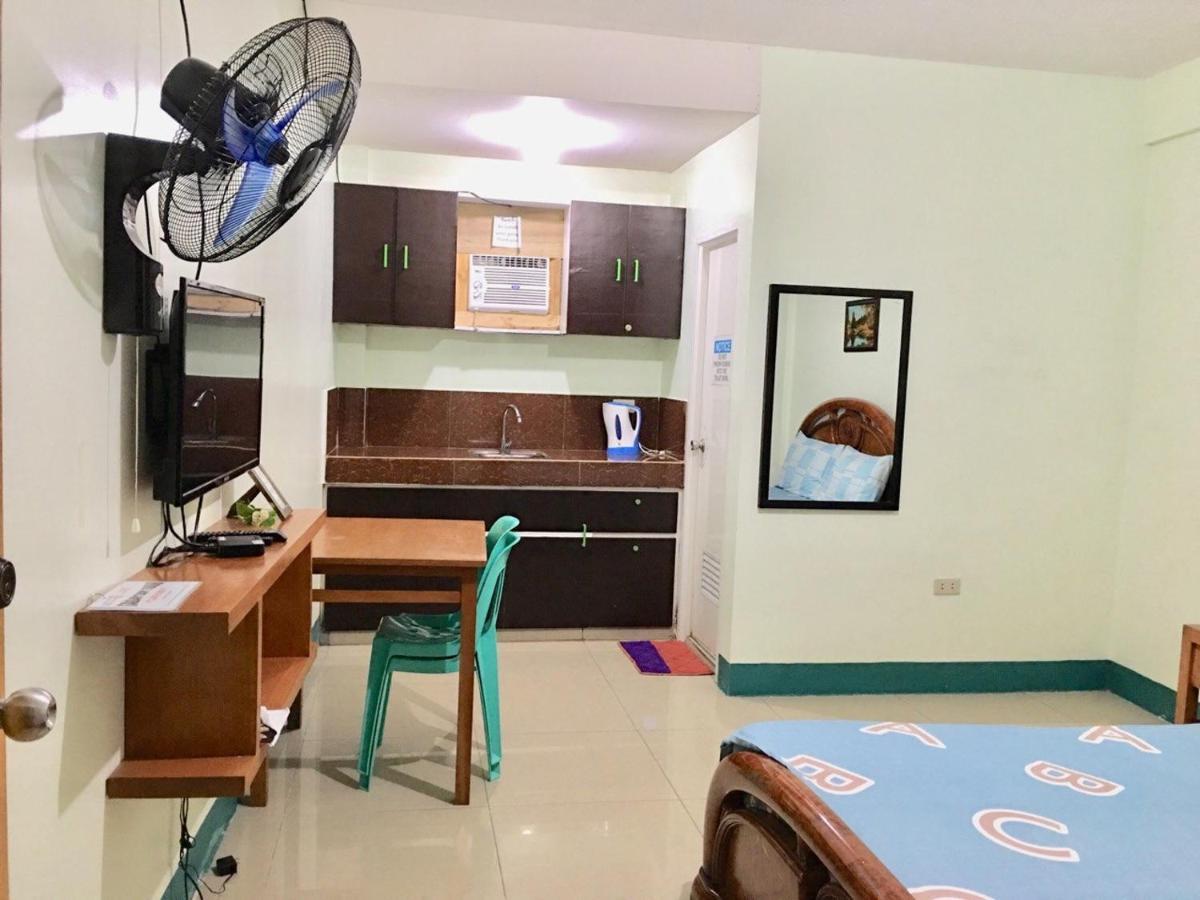 Jemz Tagaytay Budget Transient Tagaytay City Exterior foto